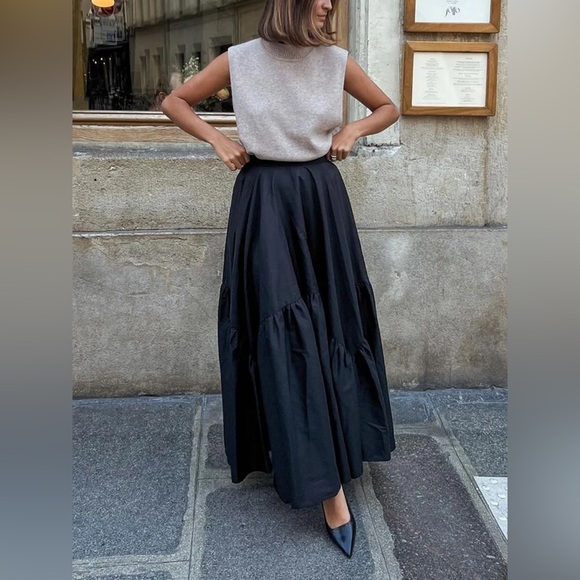 Commense Asymmetrical Pleated Maxi Skirt - Picture 4 of 13
